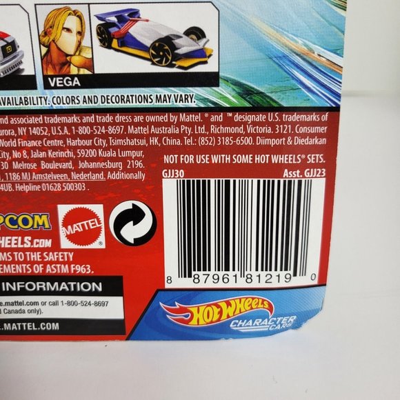Hot Wheels Street Fighters V Character Car RYU 1/5 Capcom Mattel White Red New - Picture 12 of 16